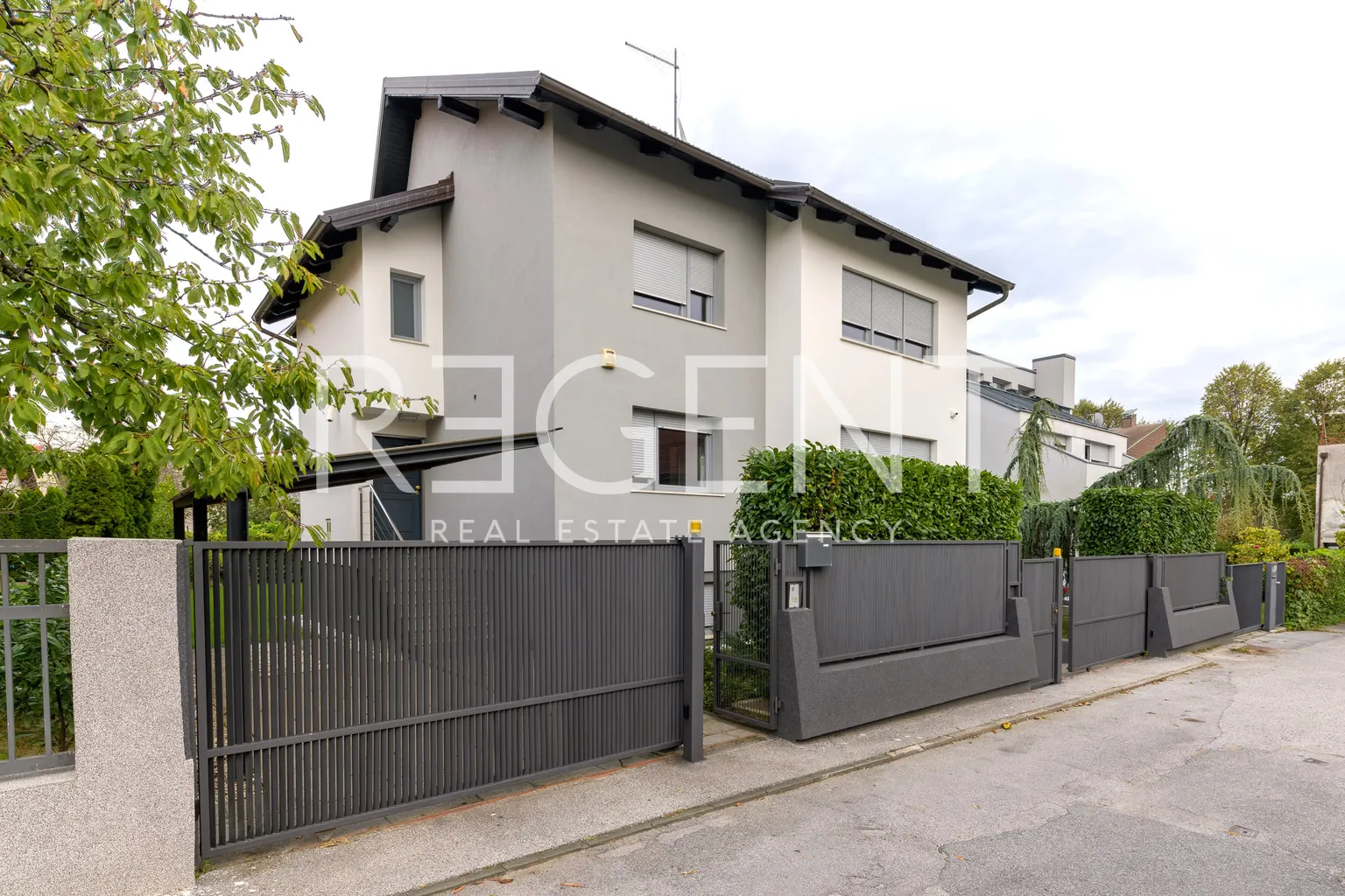 Záhřeb, Lašćina – Rodinný dům ve skvělé lokalitě 395 m2