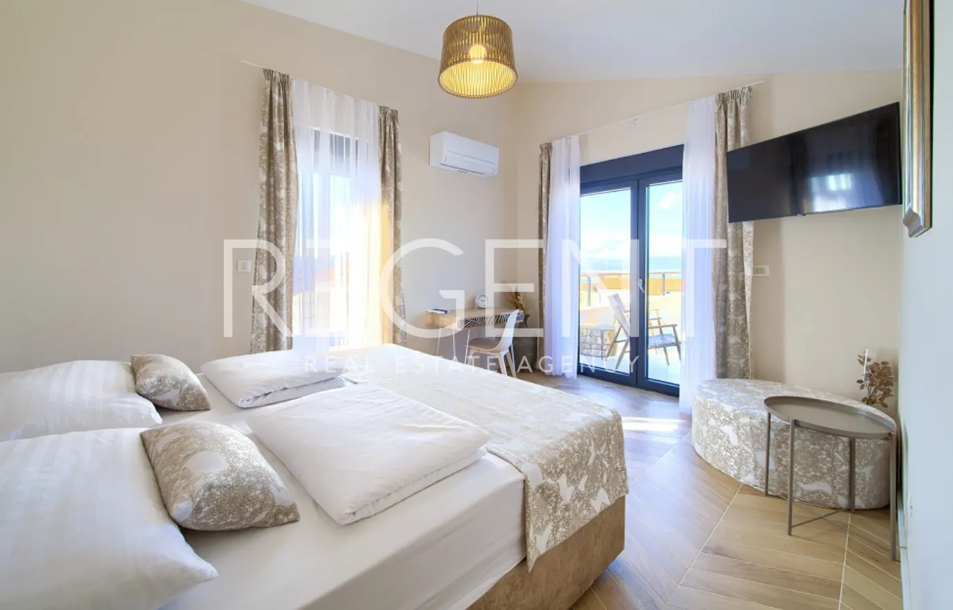 Krk, Malinska - Moderní Vila