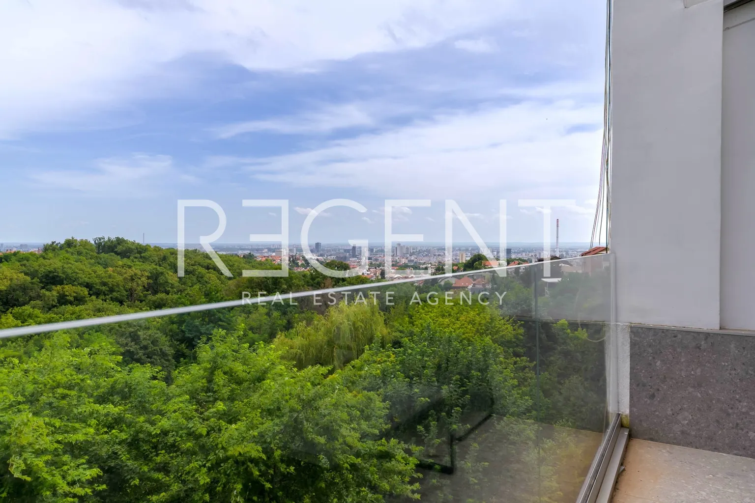 Zagreb, Vrhovec - Moderan trosoban stan 185 m2