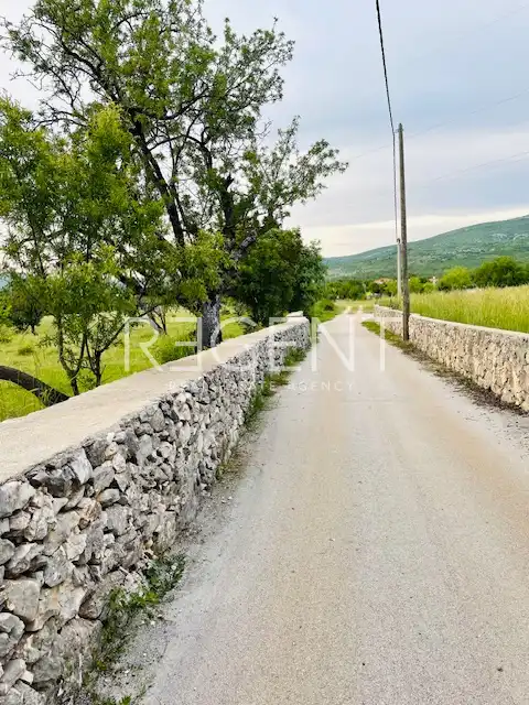Split, Klis - Stavební pozemek 1760 m2