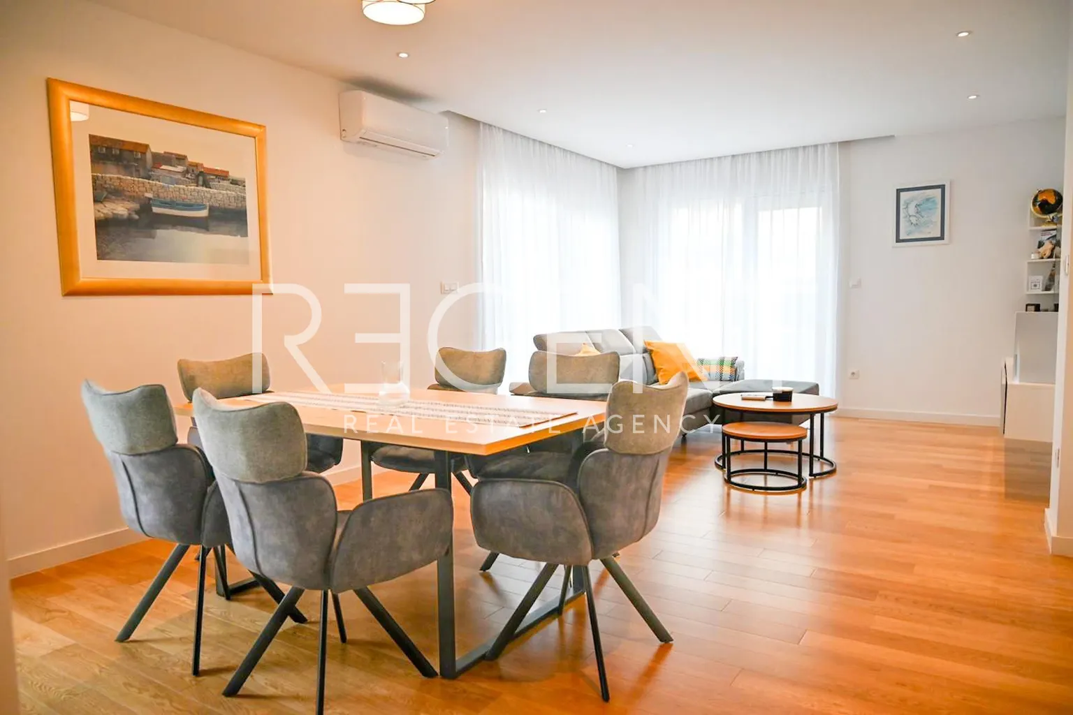 Podstrana, Strožanac - Dvoupokojový byt se zahradou 71 m2 dlouhodobě