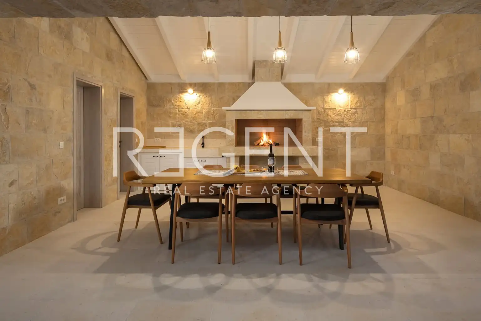 Zadar, St. Filip i Jakov - Rustic villa on a 30,000 m² plot of land