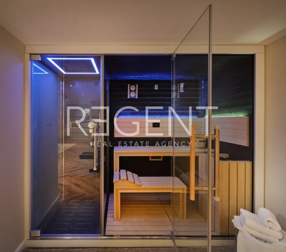 Trogir - Moderní vila s výhledem na moře 341 m2