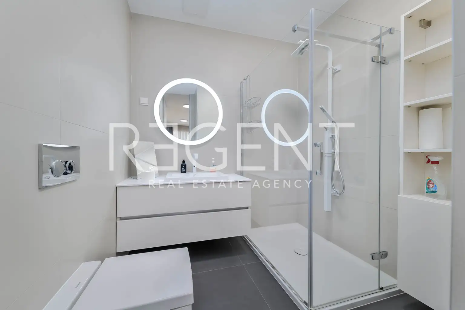 Záhreb, Centrum - Luxusný dvojizbový byt 67 m2 prenájom