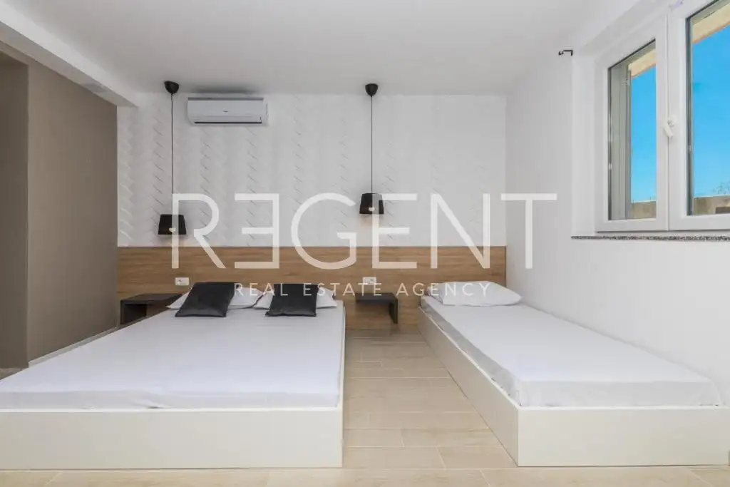 Makarska, Baška Voda - Apartamentowiec z 18 jednostkami mieszkalnymi