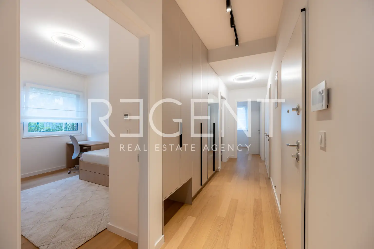 Stan 133 m², Gornji Bukovac — vrt, 3 spavaće, 2 GPM