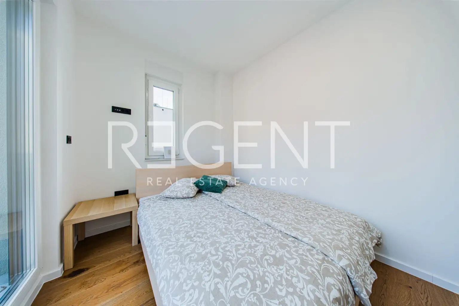 Zagreb, Trešnjevka - stan 117m2, dvoetažni, novogradnja, 4S, najam