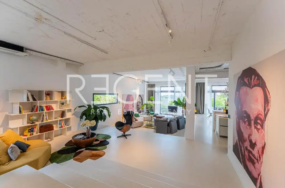 Zagabria, Šestine – Moderna villa familiare con piscina immersa nel verde, affitto