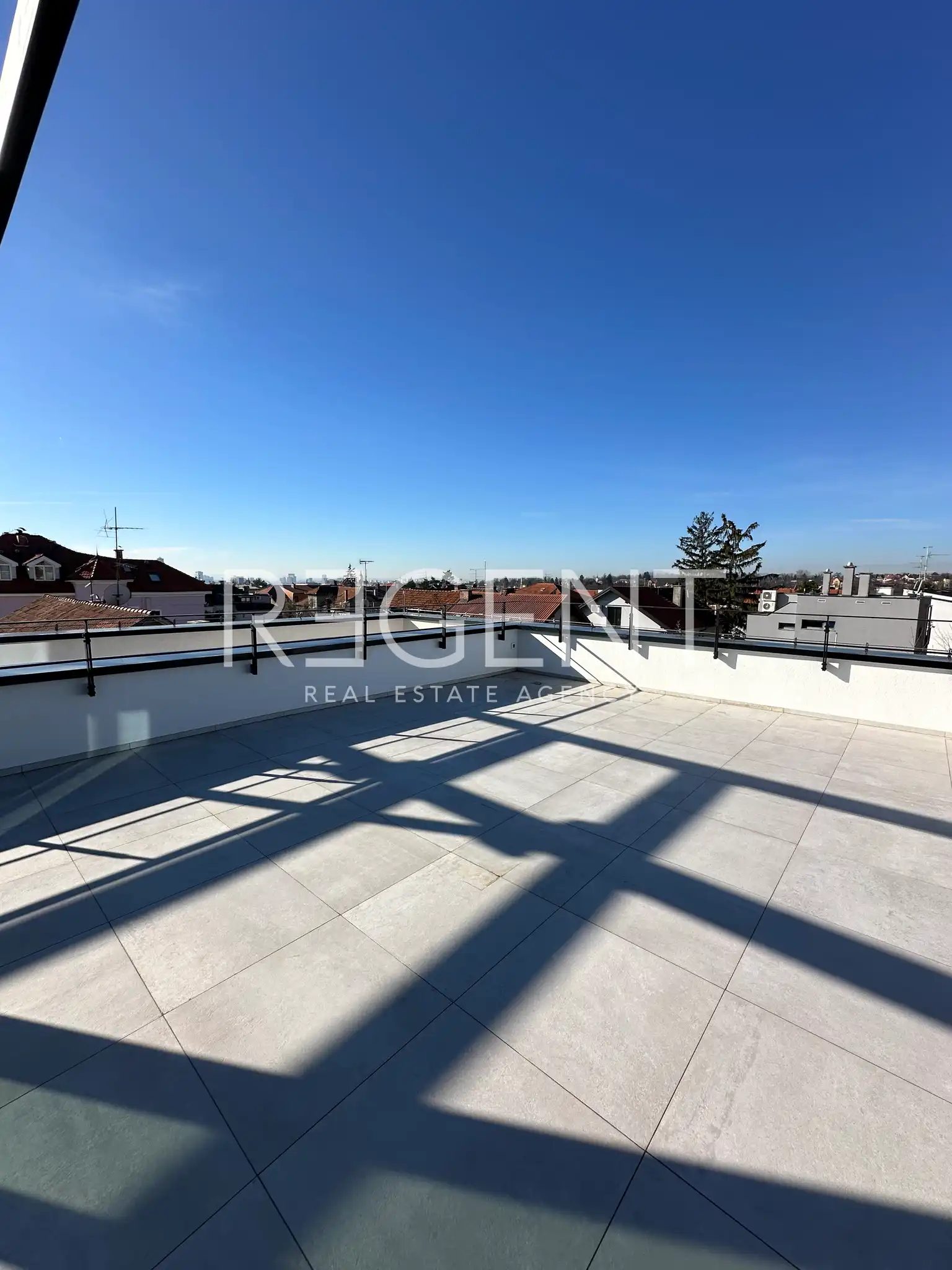 Záhreb, Šalata - Moderná rodinná vila na špičkovej lokalite
