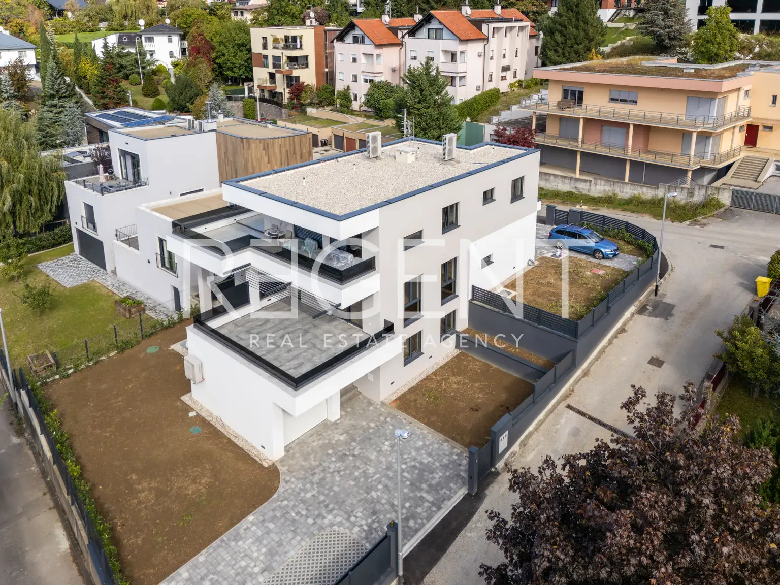 Zagreb, Šestine – Stan u urbanoj vili s prostranim vrtom