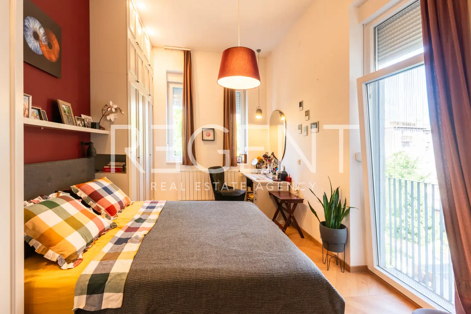 Záhreb, Dolné mesto – Trojizbový byt s balkónom a galériou 79 m2
