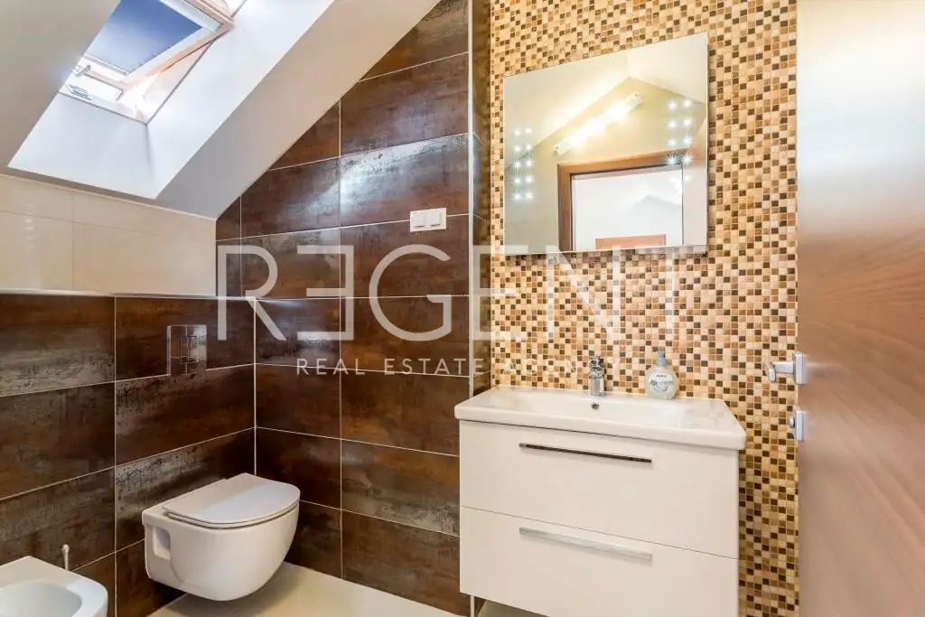 Podstrana - Three-room apartment with a terrace