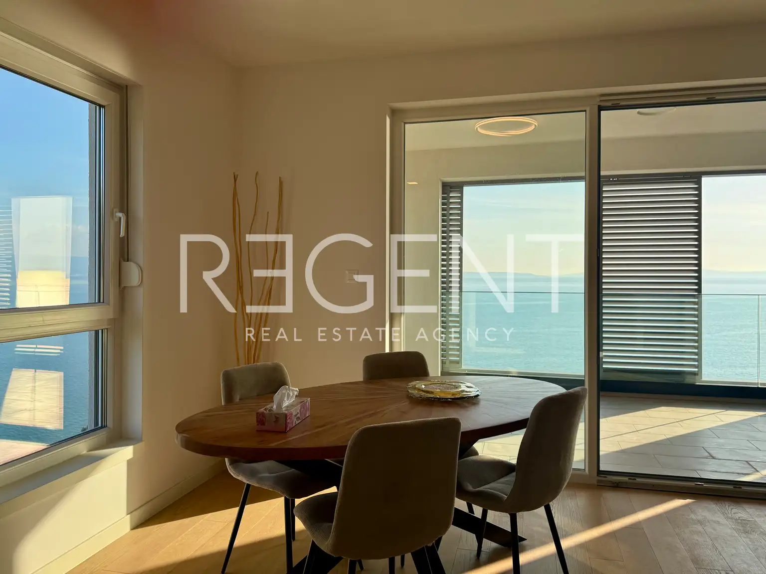 Split, Duilovo - Zwei-Zimmer-Wohnung mit Loggia und Meerblick