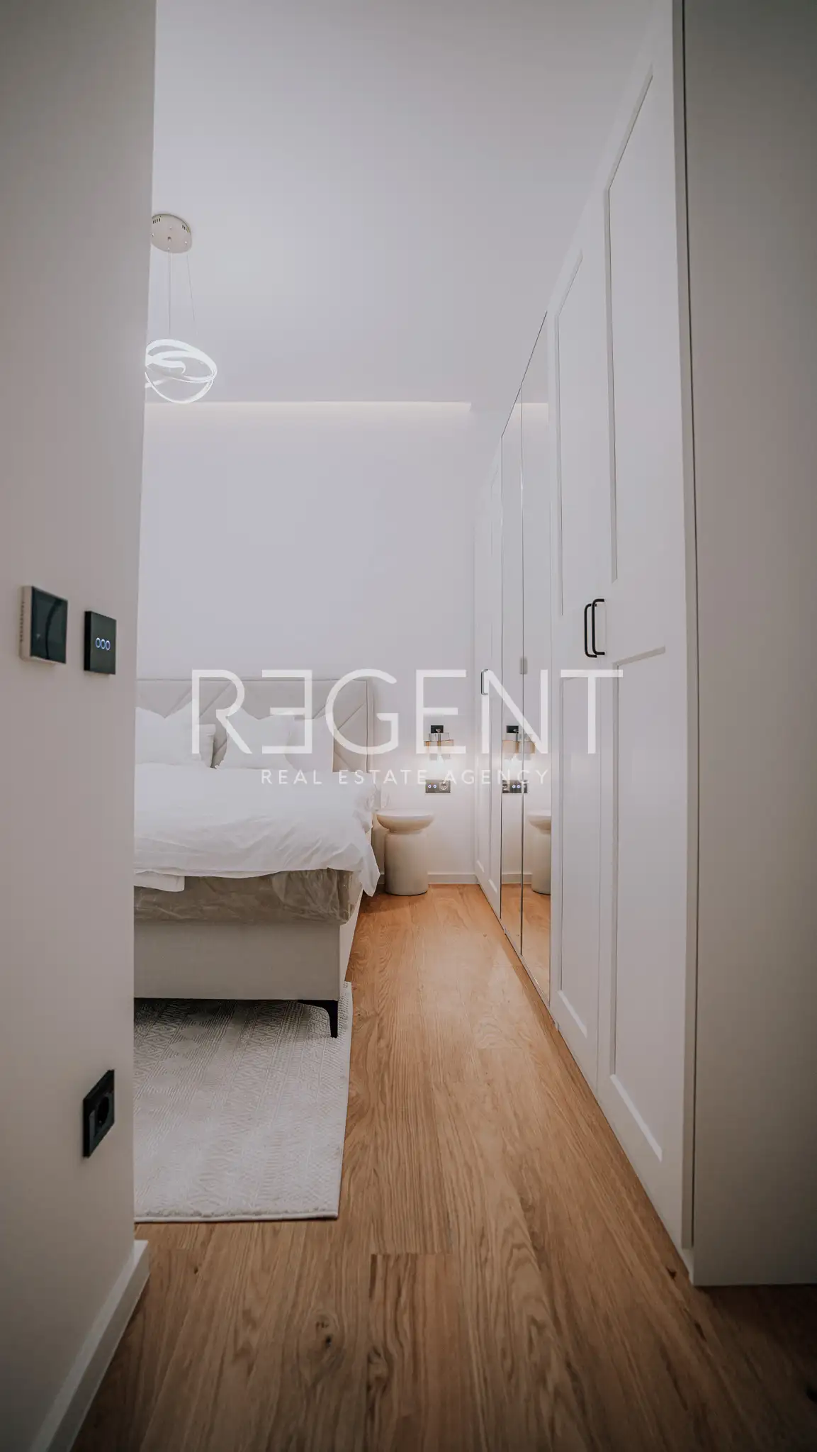 Záhřeb, Remete – Luxusní dvoupatrový byt k pronájmu