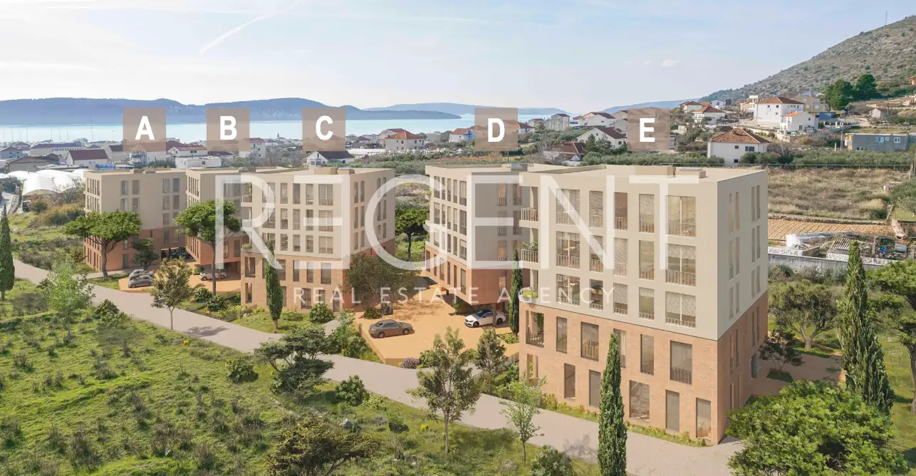 Trogir, Seget Donji – Luxusný byt s výhľadom na more, novostavba