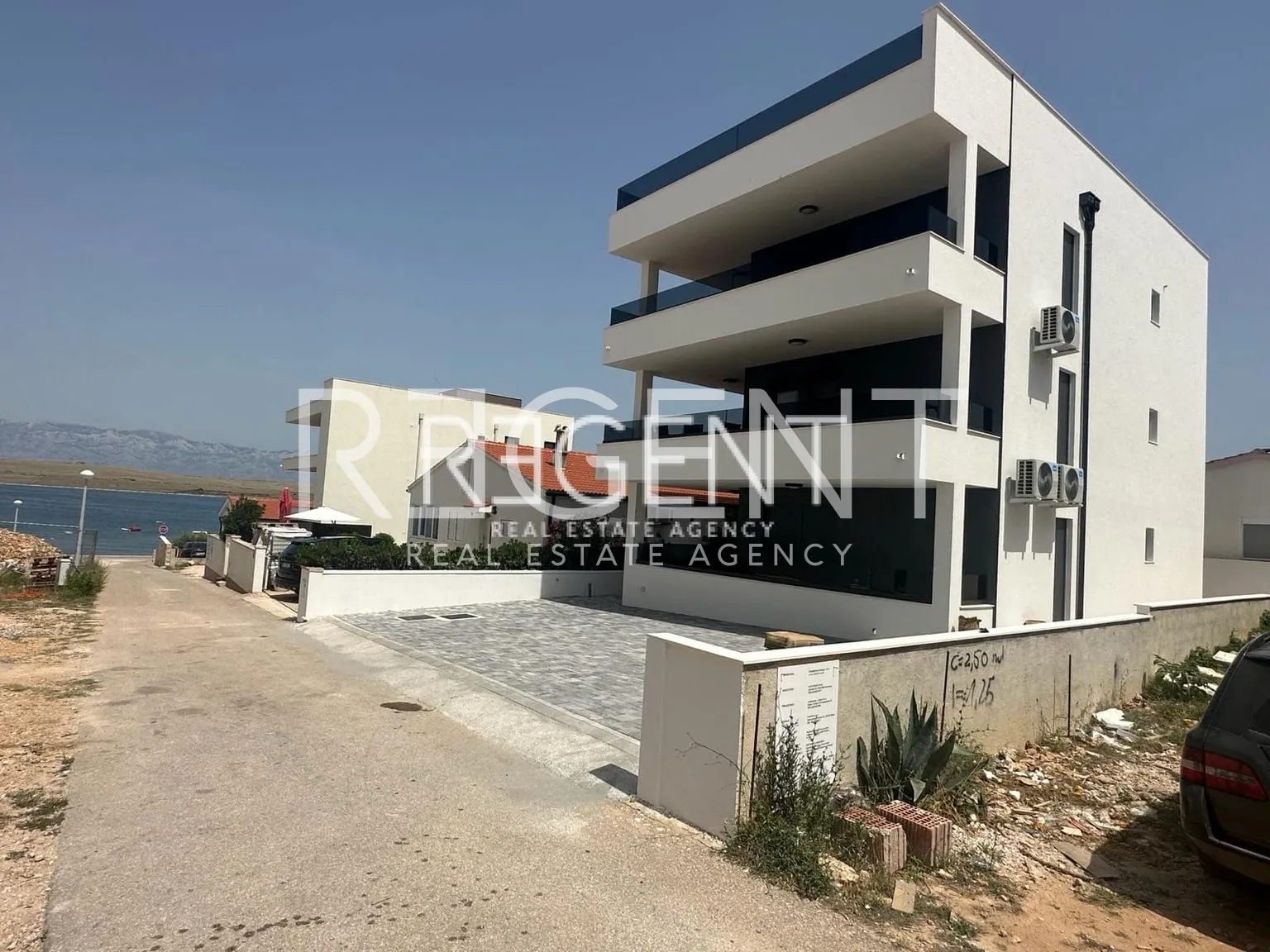 Zadar, Vir - dvosoban stan 50m od mora 121 m2
