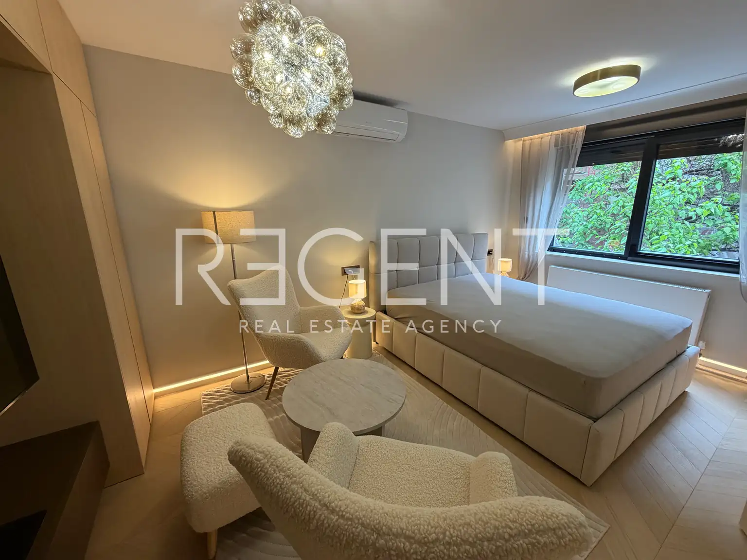 Загреб, Кватерников трг - роскошная квартира, 28 м², первая аренда