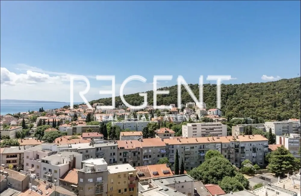 Split, Spinut - Penthouse k dlouhodobému pronájmu 78 m2