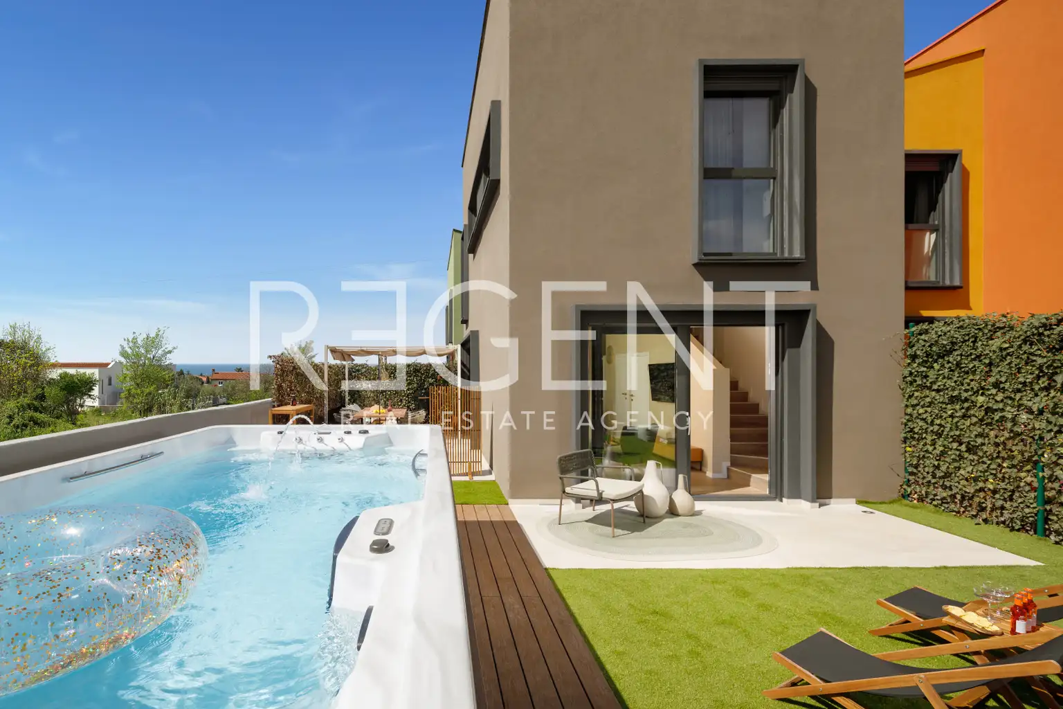 Kuća 103 m², Poreč-Veli Maj — konoba, jacuzzi, namještena