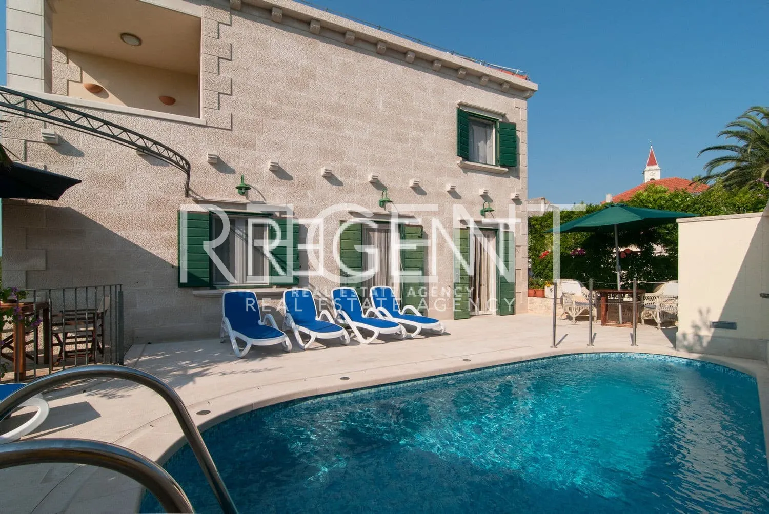 Brač, Mirca- kamena vila s pogledom na more, 300m2