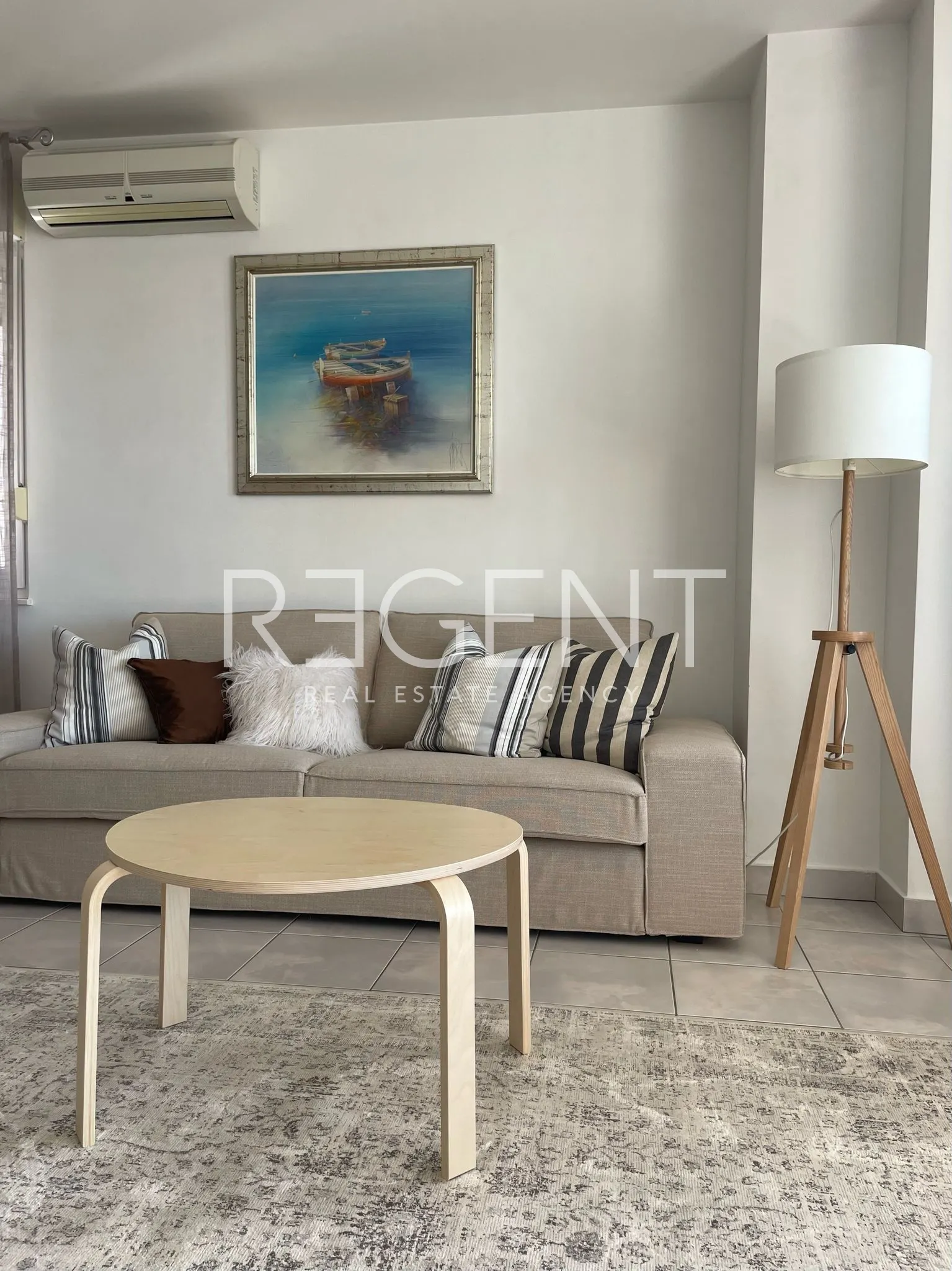 Split, Žnjan - Dvoupokojový byt s lodžií a výhledem na moře 100 m2