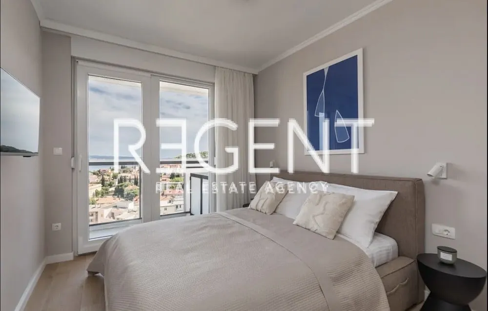 Split, Spinut - Penthouse k dlouhodobému pronájmu 78 m2