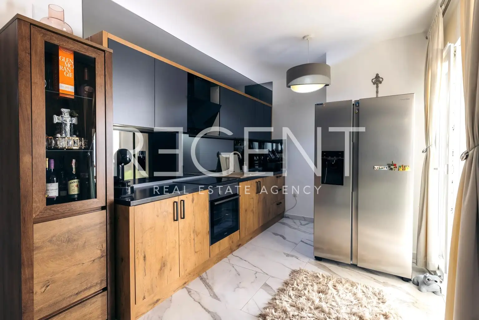 Zadar, Turanj - Appartement de trois pièces avec vue sur la mer