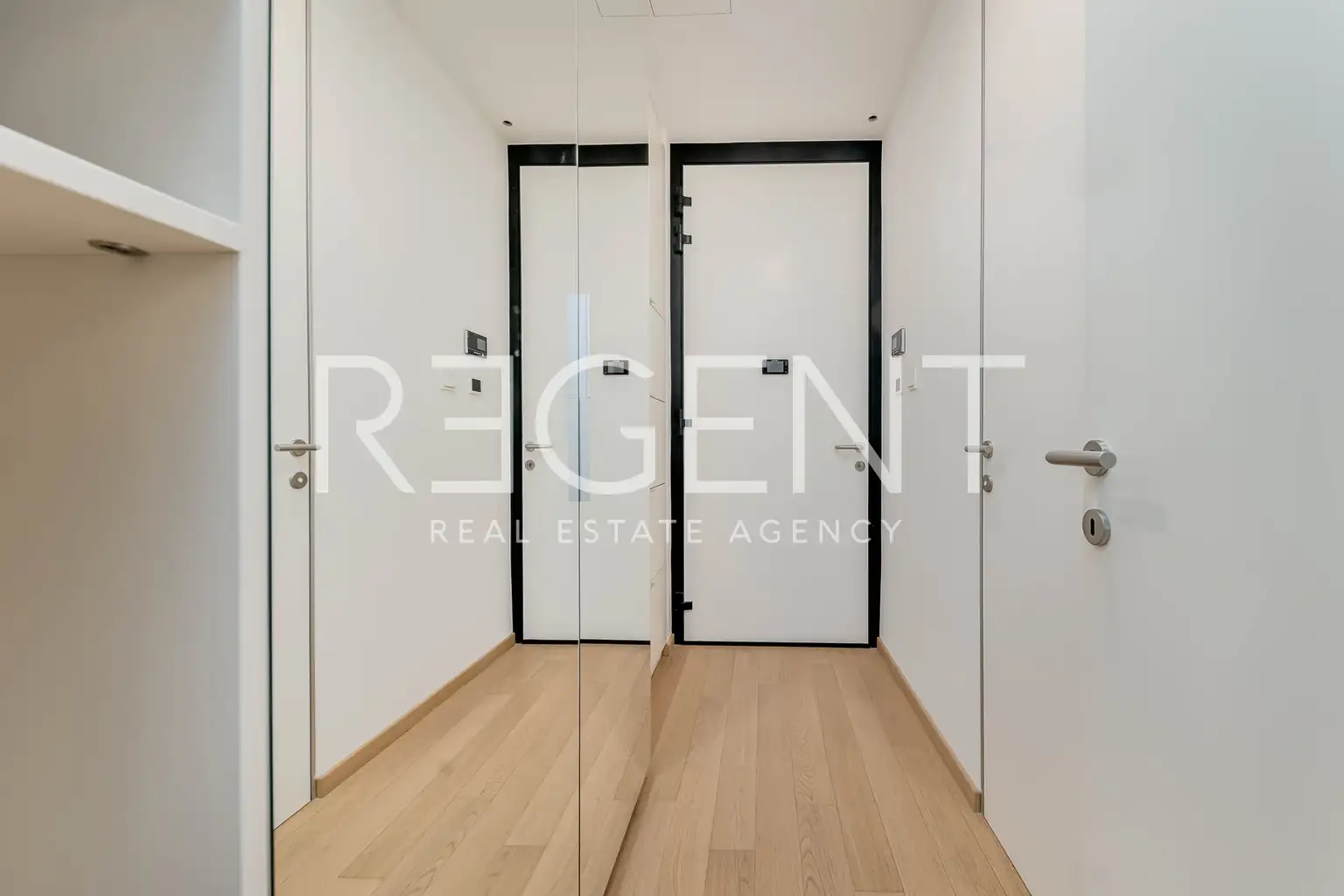 Záhreb, Centrum - Luxusný dvojizbový byt 67 m2 prenájom