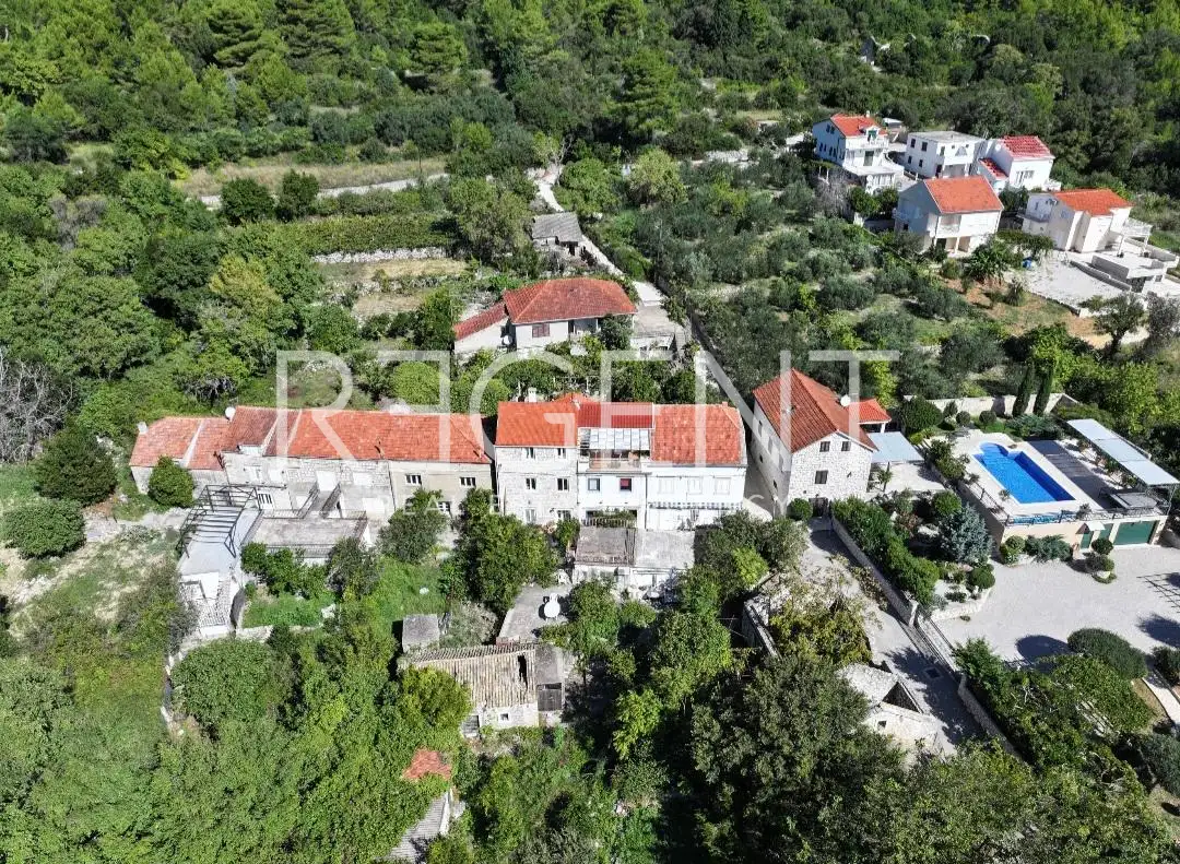 Pelješac, Orebić - Autentyczny kamienny dom do renowacji