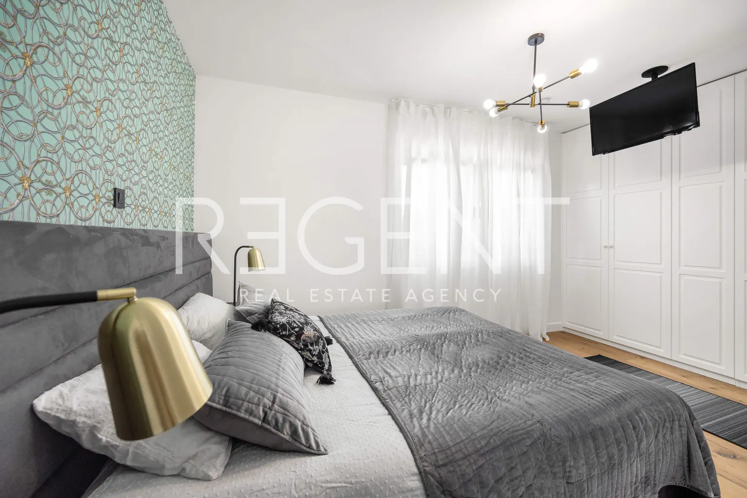 Istra, Krnica – Kuća s bazenom na parceli 780 m2