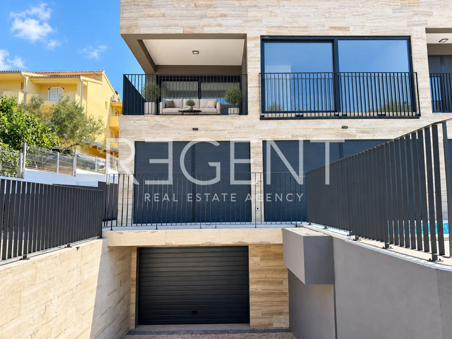 Pakoštane, Drage – Villa 368 m² mit Pool, in erster Reihe zum Meer