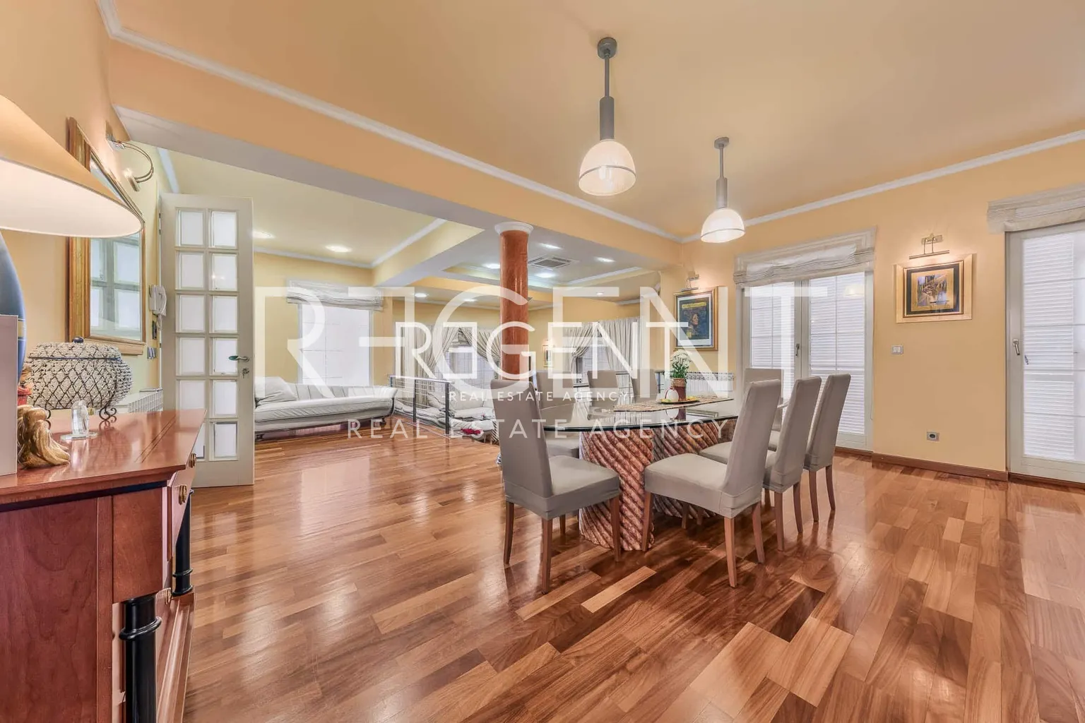 Záhreb, Maksimir – Nádherná rodinná vila s bazénom 600 m2