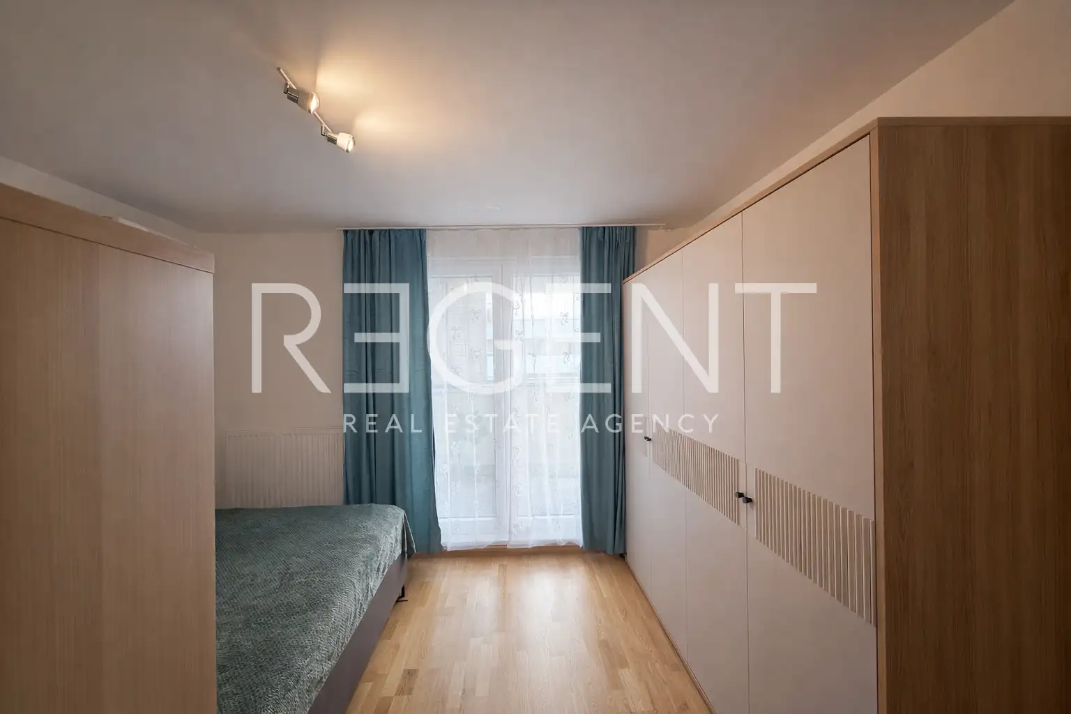 Zagreb, Špansko - studio moderne avec loggia