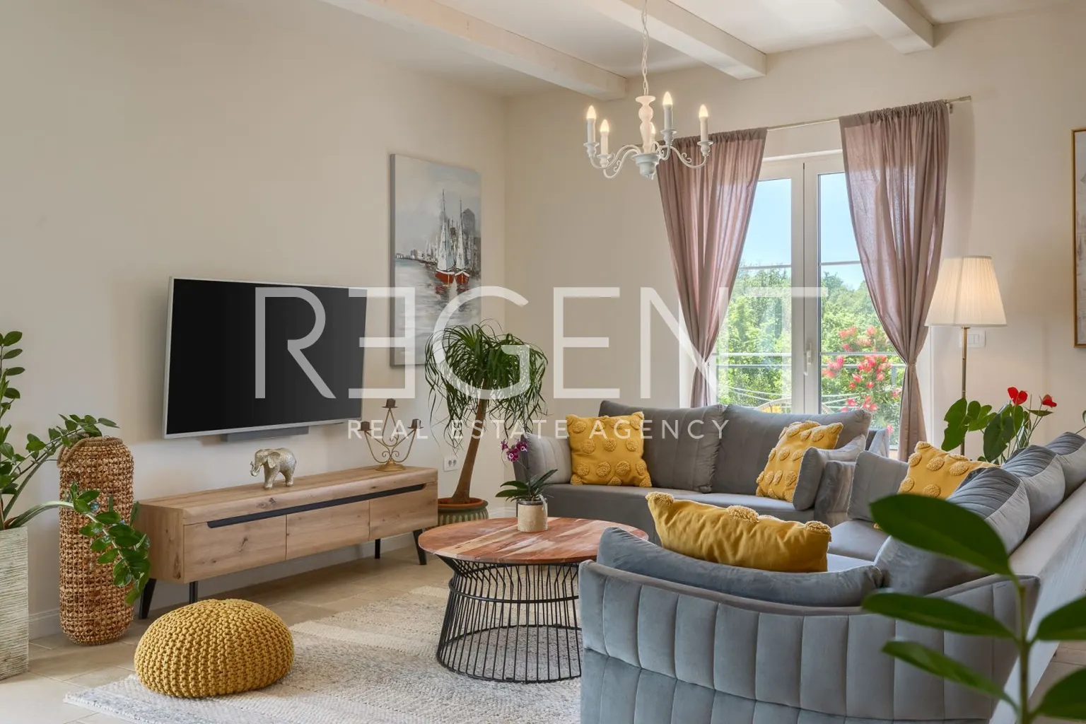 Istrie, Višnjan - Luxusní vila s bazénem a panoramatickým výhledem 170 m2