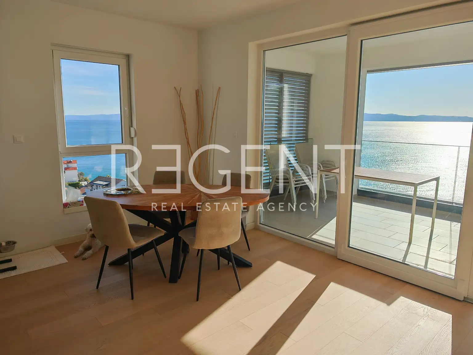 Split, Duilovo - Dvojizbový byt s loggiou a výhľadom na more