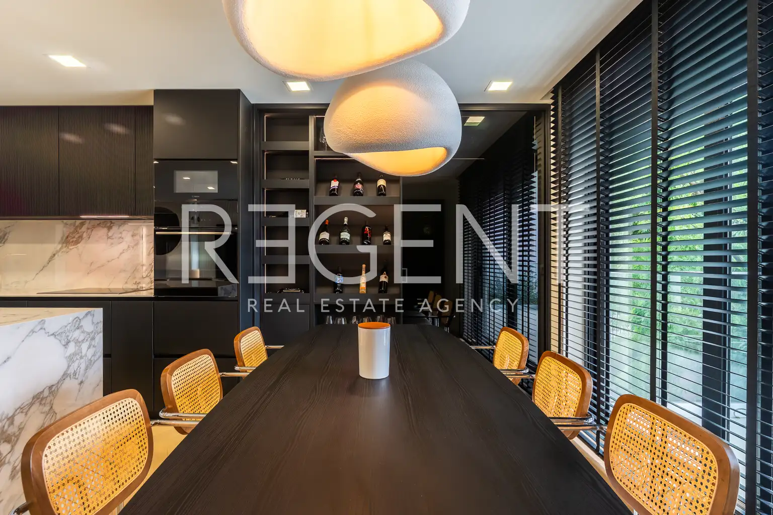 Zagreb, Šestine - Stan 125 m², renoviran, vrt, parking