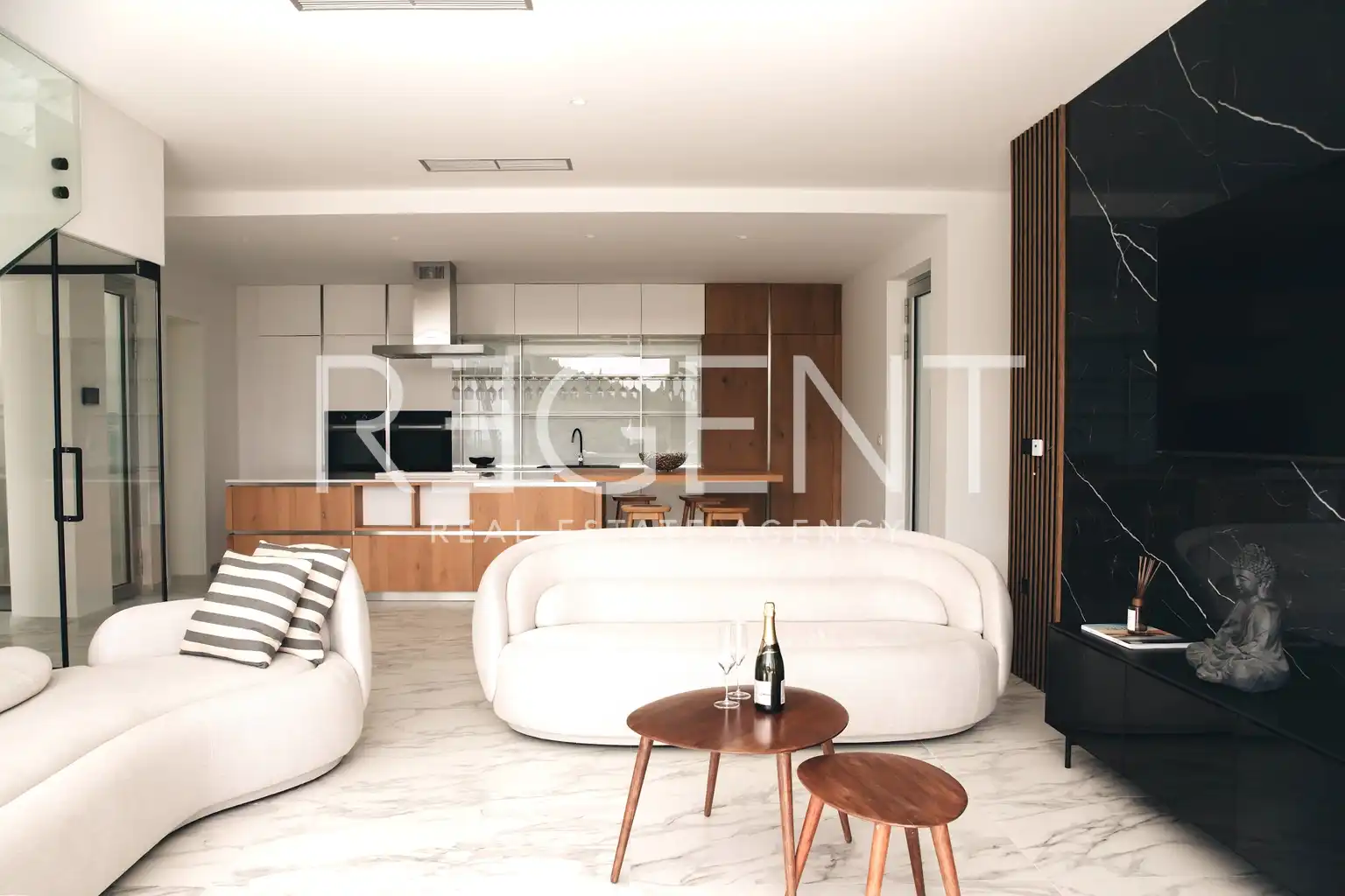 Korčula, Žrnovo - Luksuzna obiteljska vila s prekrasnim pogledom 360 m2