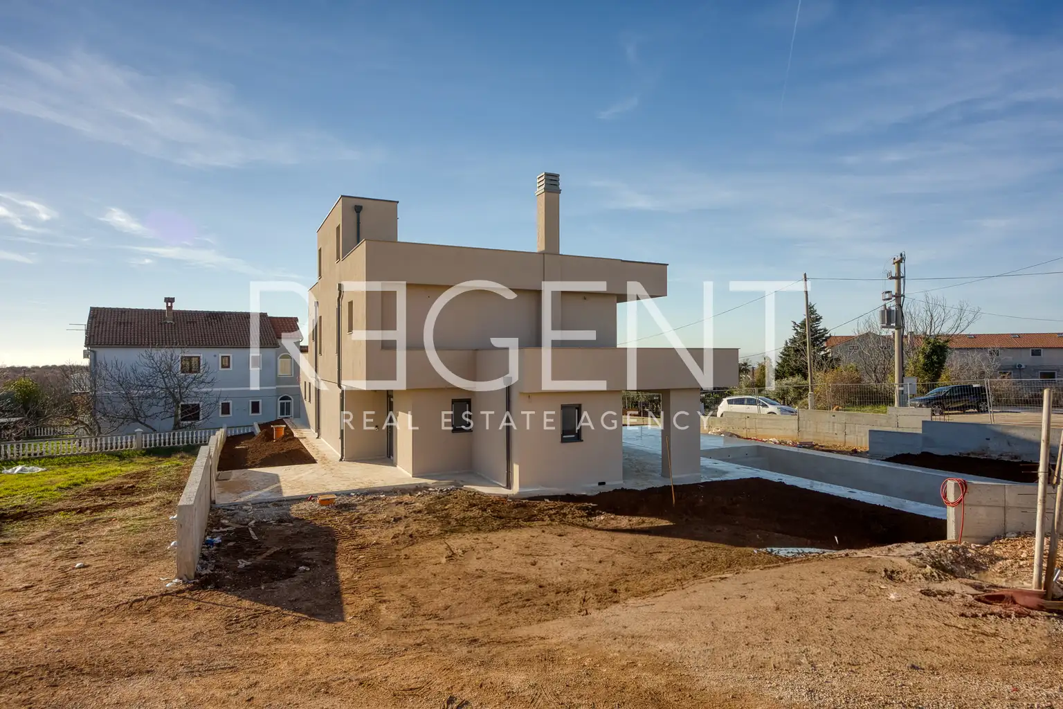 Poreč – Moderna vila s pogledom na more