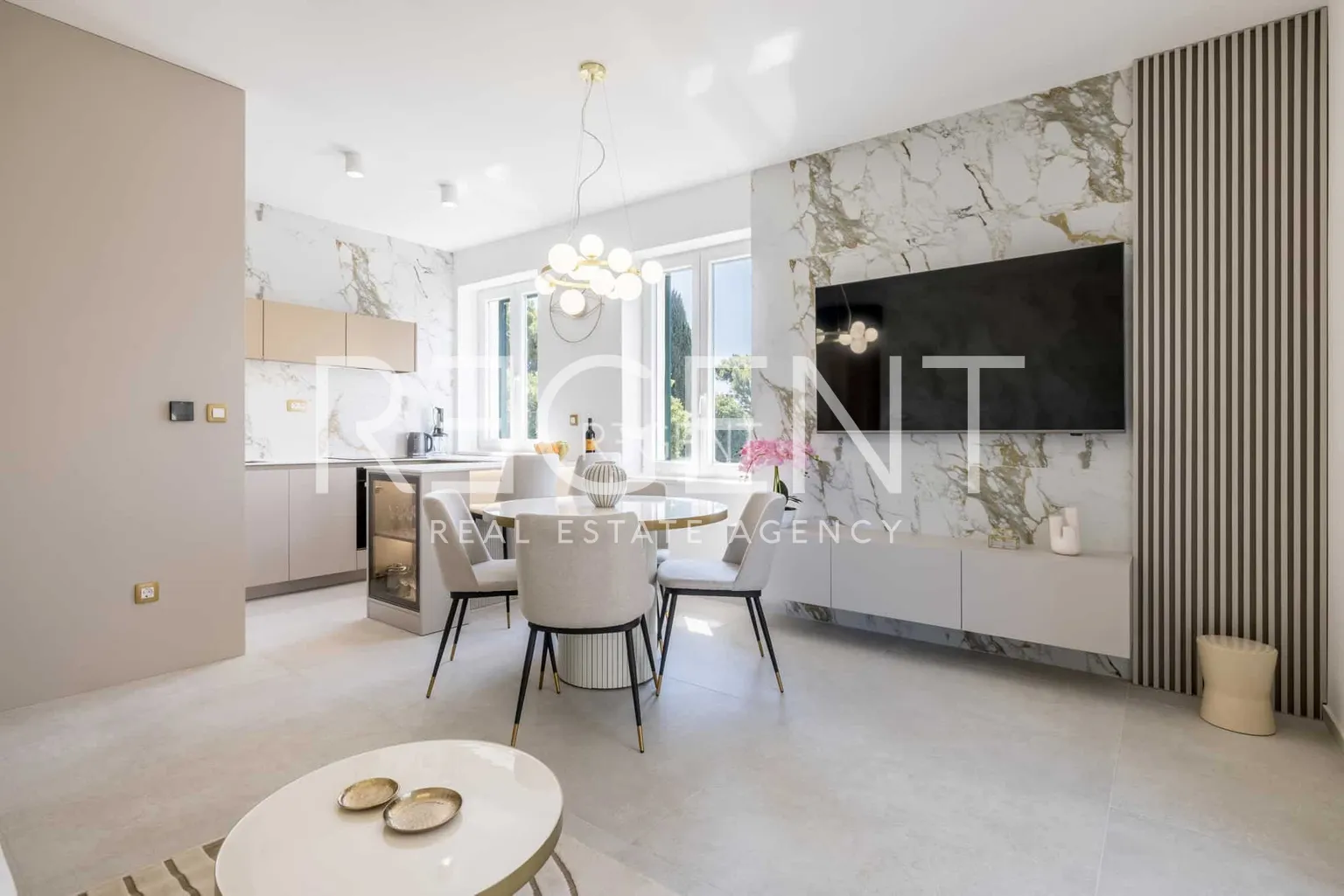 Split, Bačvice – luxusní dvoupokojový byt 64m2 pronájem