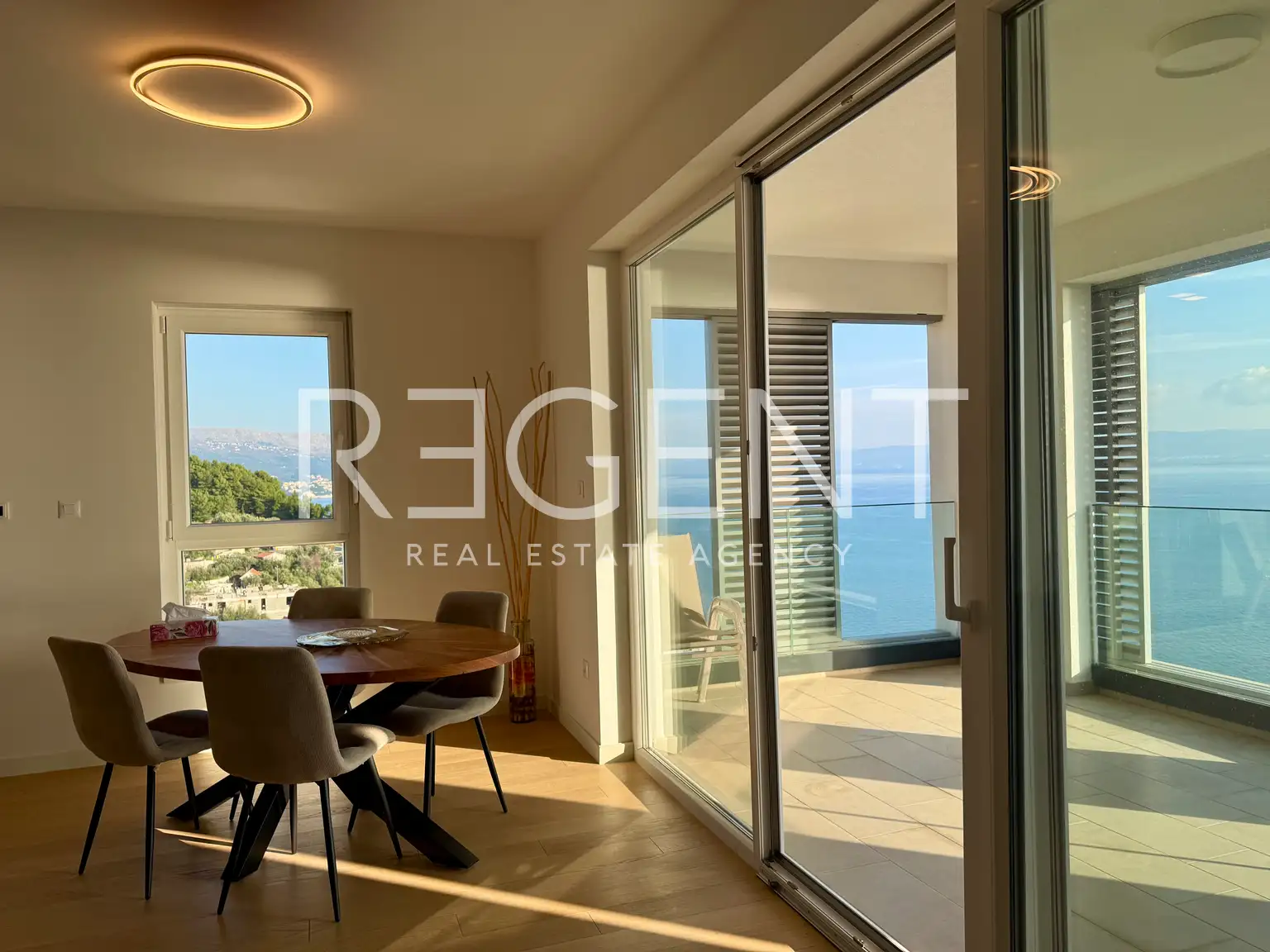 Split, Duilovo - Zwei-Zimmer-Wohnung mit Loggia und Meerblick