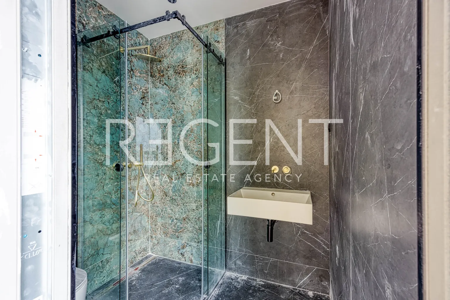 Kvarner, Opatija - Luksuzan penthouse s bazenom, novogradnja 275 m2