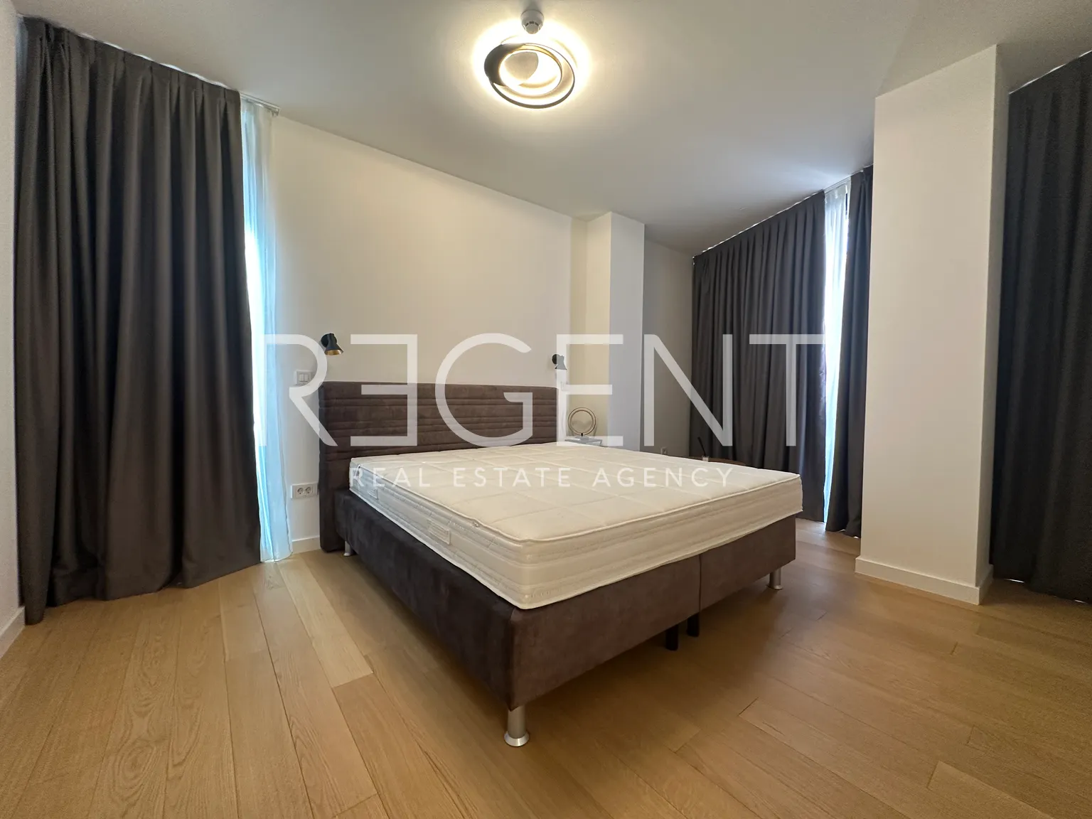 Záhřeb, Petrova - Moderní třípokojový byt 81 m2, pronájem