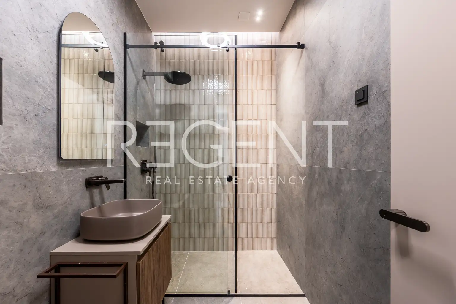 Appartement de 107 m² à Maksimir - Neuf, première location