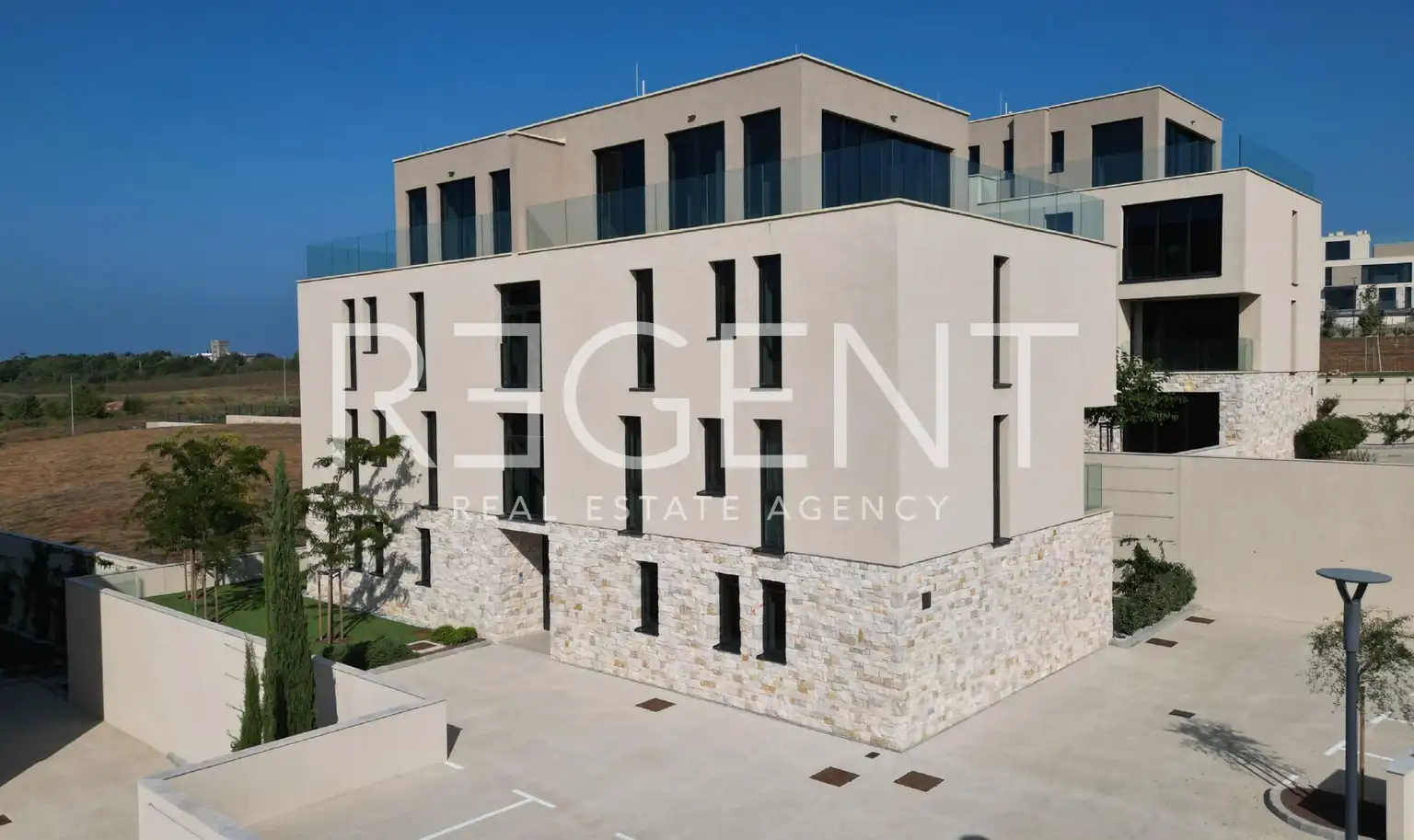 Istra, Savudrija, Crveni Vrh – Petram Resort Stan u luksuznom kompleksu 89 m2