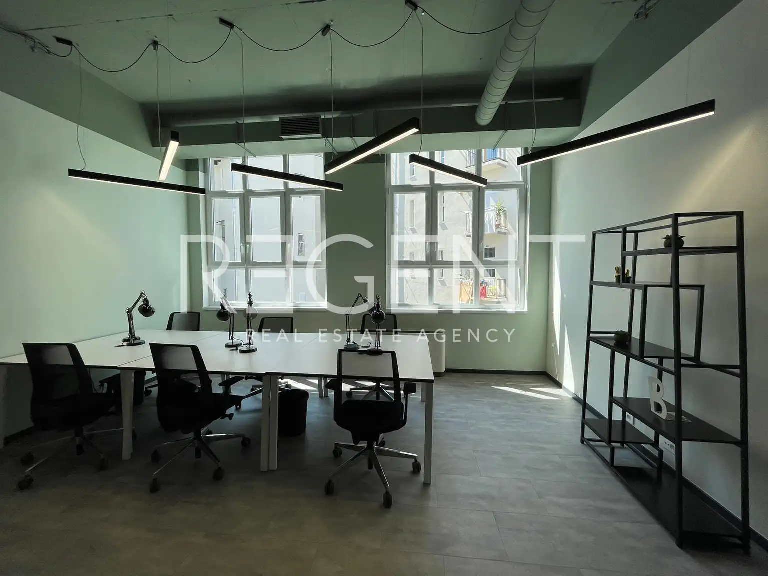 Záhřeb, Centrum - Prostorný obchodní prostor