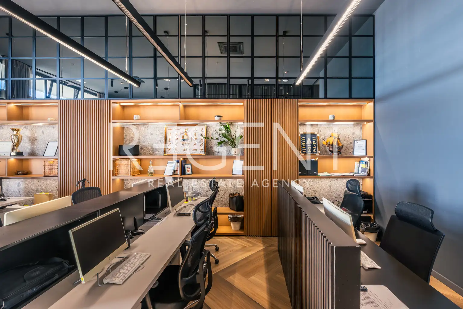 Split, Trstenik - Poslovni prostor u Orinim zgrada