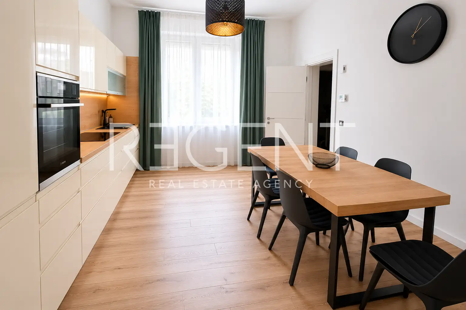 Záhreb, Dolné Mesto – byt na prenájom 88 m², 4-izbový, 1. poschodie, zrekonštruovaný