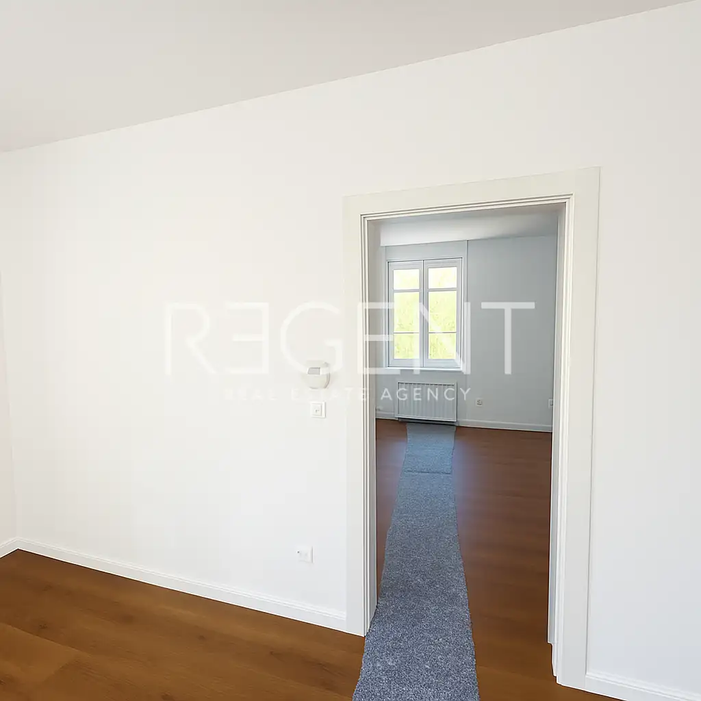 Загреб, Центр - Обновленная трехкомнатная квартира в самом центре города