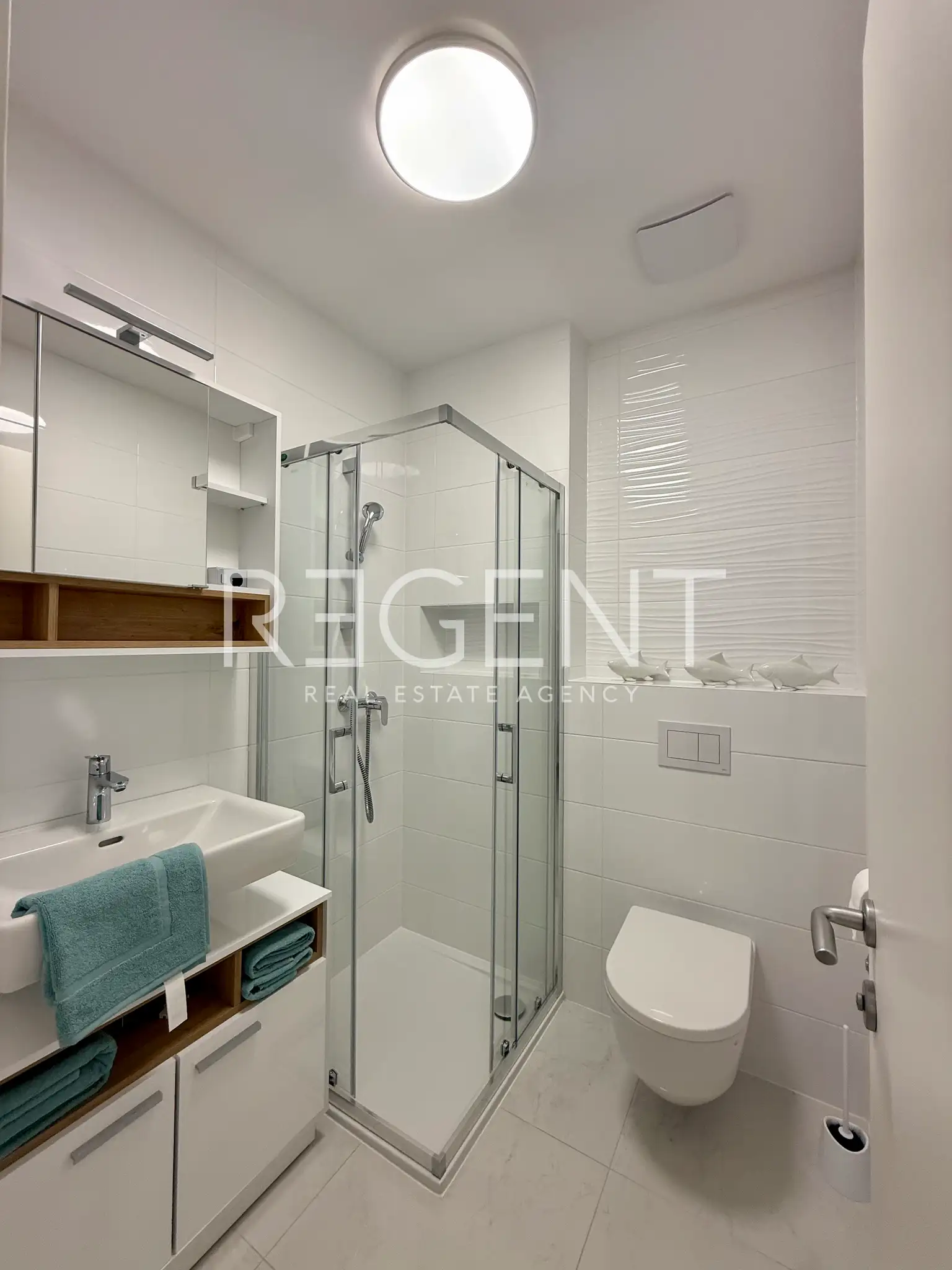 Split, Duilovo - Zwei-Zimmer-Wohnung mit Loggia und Meerblick