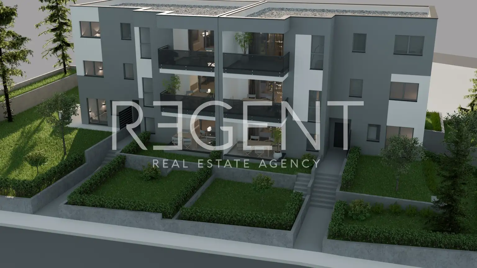 Solin, Mravince - Trosoban stan s natkrivenim balkonom